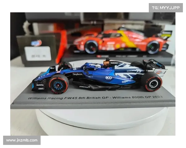 阿尔本旧款 FW46 赛道逆袭一穿二,新款 FW47 首航惊艳点燃复兴希望 阿尔本旧款 FW46 赛道逆袭一穿二,新款 FW47 首航惊艳点燃复兴希望
