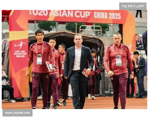久尔杰维奇临危挂帅国足出征东亚杯 青年军挑战日韩开启重建序幕 久尔杰维奇临危挂帅国足出征东亚杯 青年军挑战日韩开启重建序幕