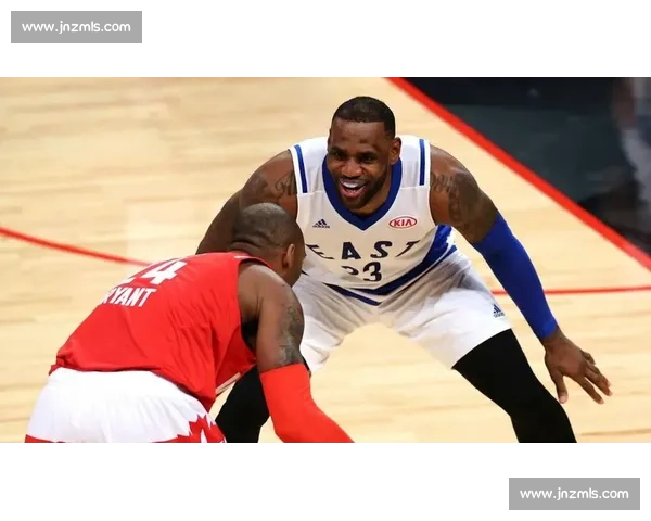 梦八名人堂荣光:11 人齐聚唤科比,詹皇泪忆救赎之魂 梦八名人堂荣光:11 人齐聚唤科比,詹皇泪忆救赎之魂